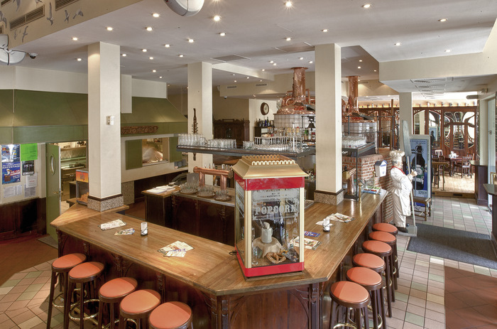 Brauhaus Tresen von oben
